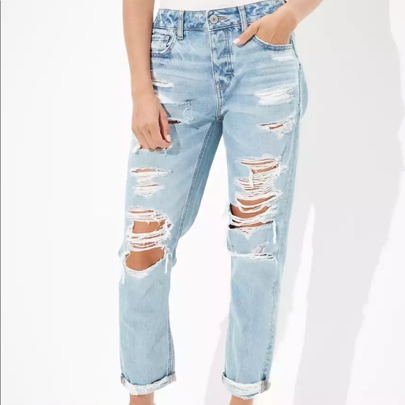 American Eagle Outfitters Denim - American Eagle Ripped Light Wash Tomgirl Jeans